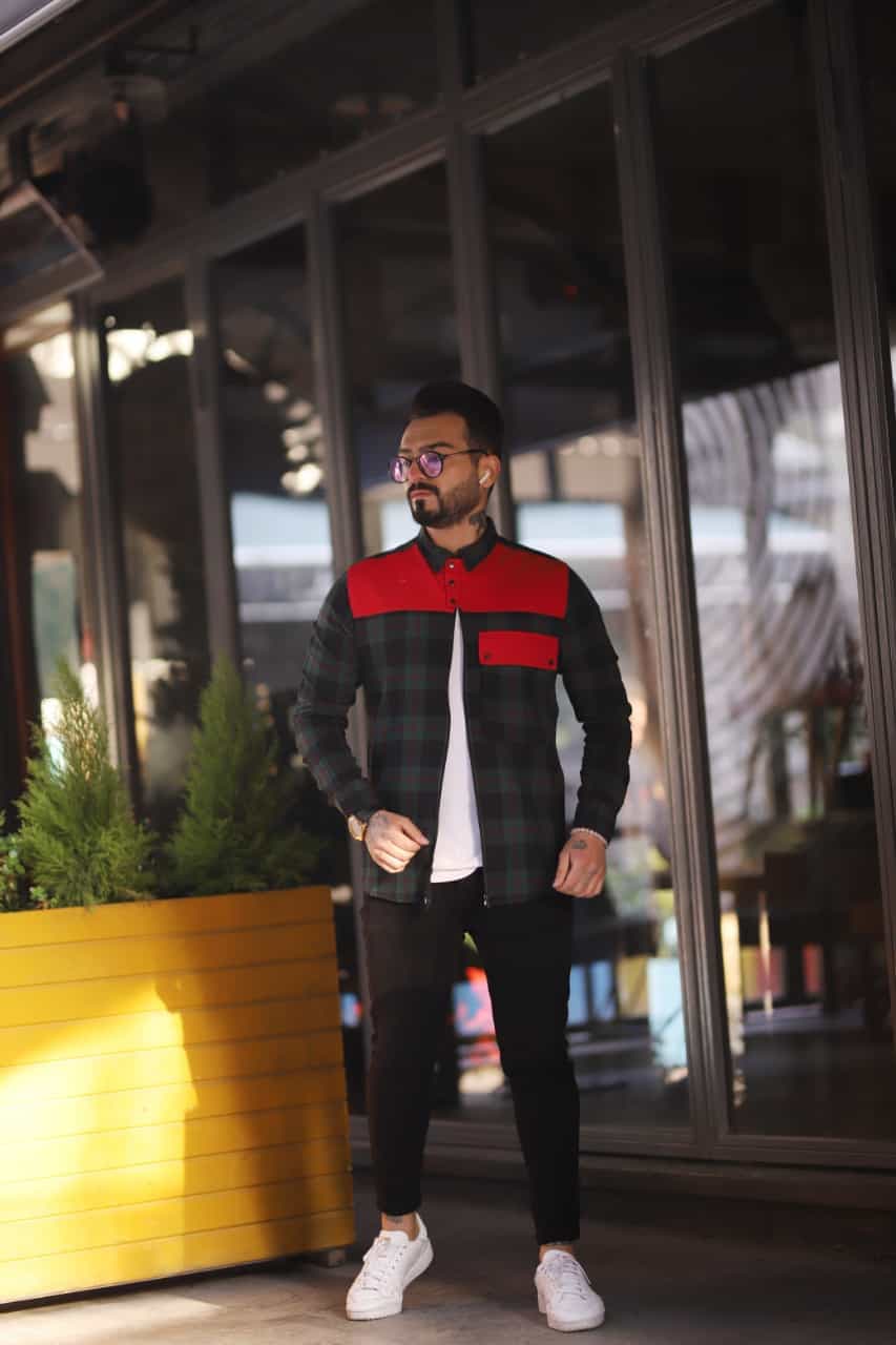 Chemise manches Une poche avec boutons et chaîne coton 100%