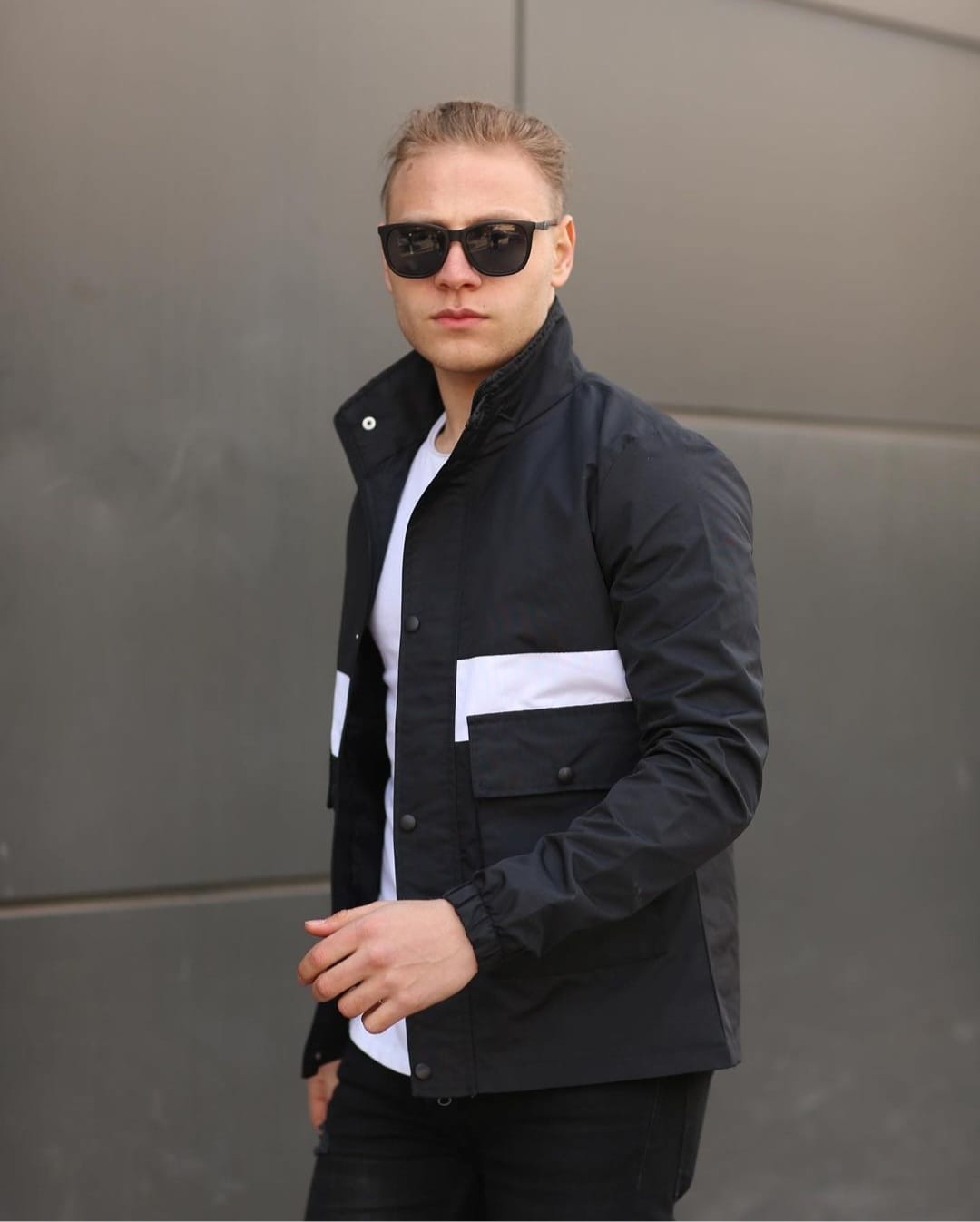 Vestes sport pour hommes 2023