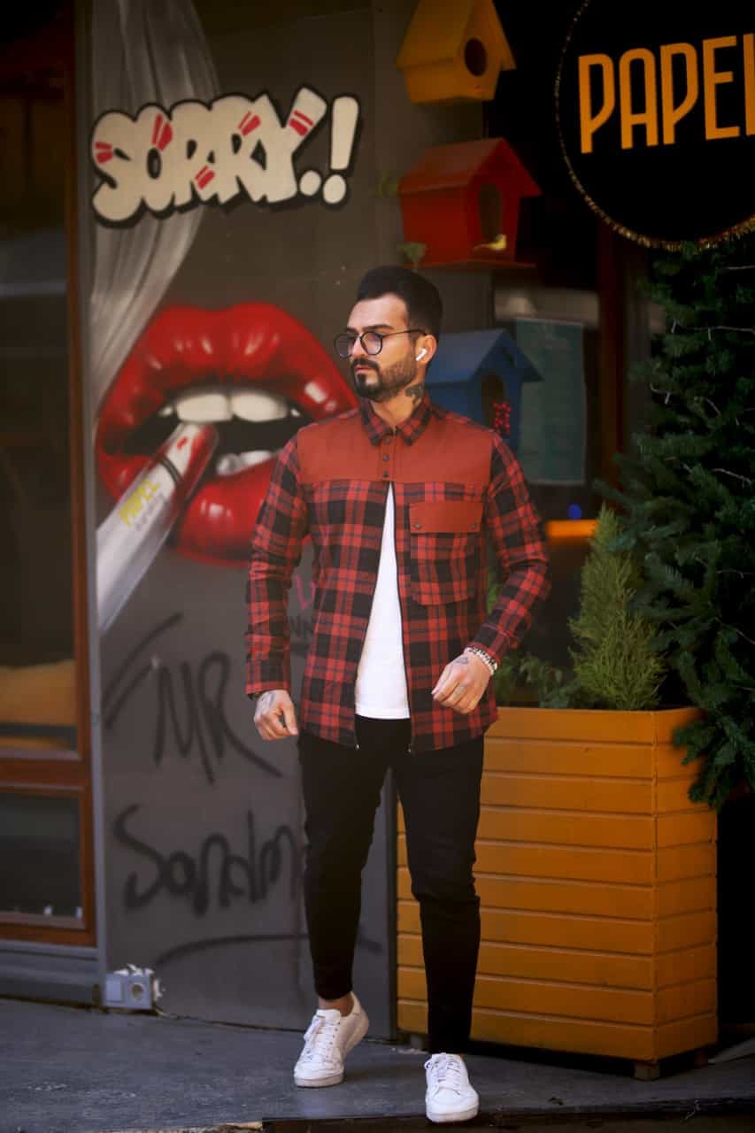 Chemise manches Une poche avec boutons et chaîne coton 100%