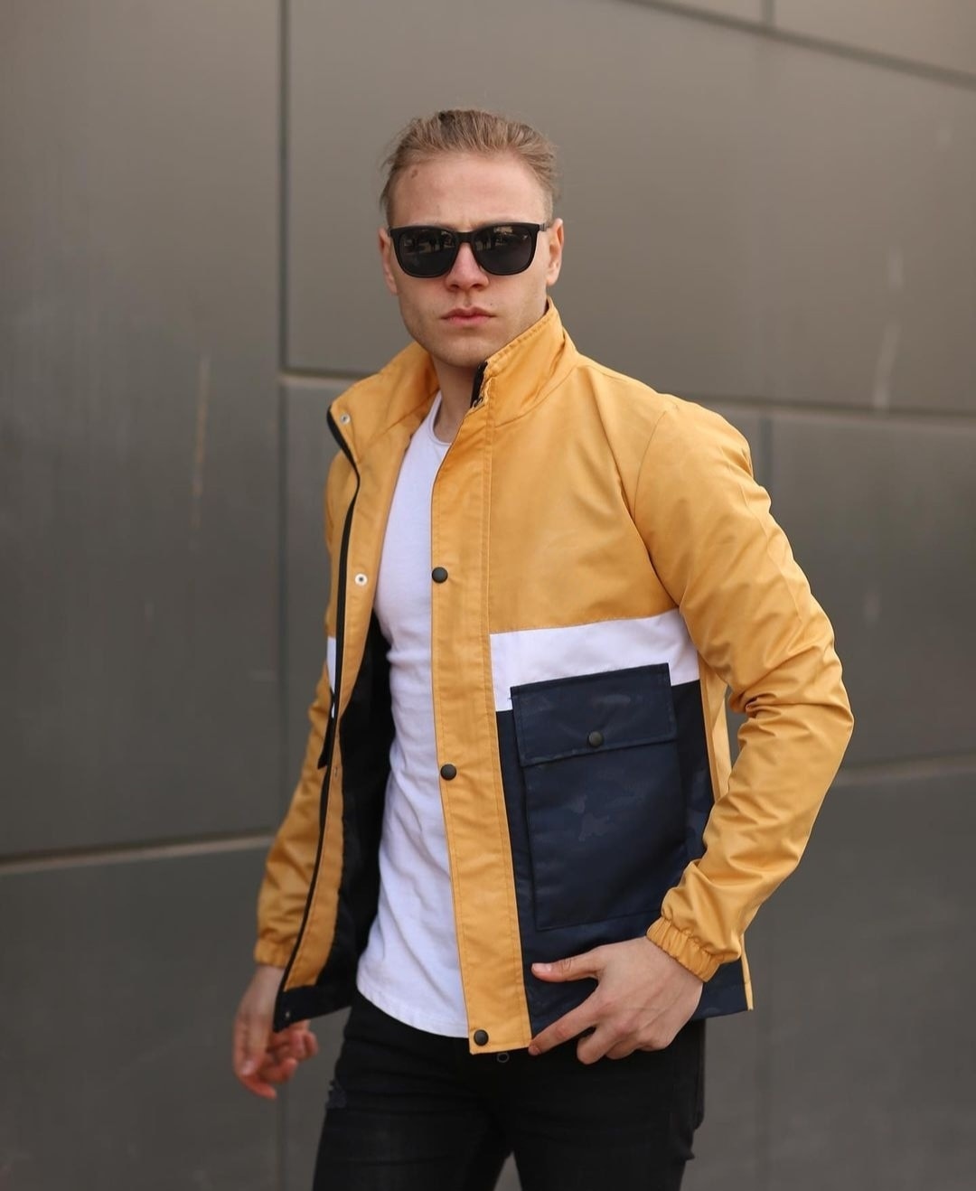 Vestes sport pour hommes 2023
