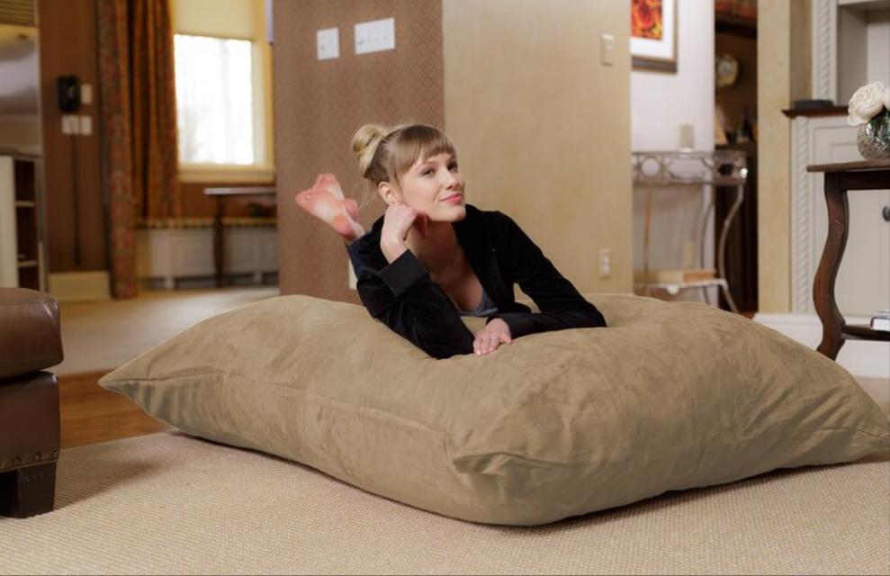 Pouf confortable TV